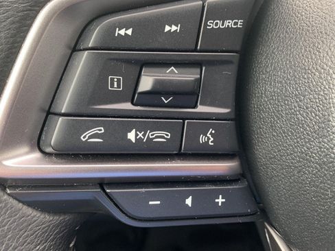 Used 2024 Subaru Outback Premium AWD/4WD image 10