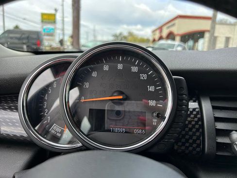 Used 2015 MINI Cooper S image 16