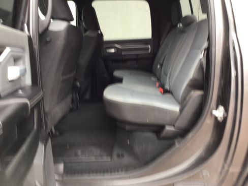 Used 2022 RAM 2500 Big Horn w/ Level C Equiment Group AWD/4WD image 7