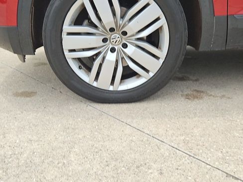 Used 2019 Volkswagen Atlas SE w/ Towing Package FWD image 22