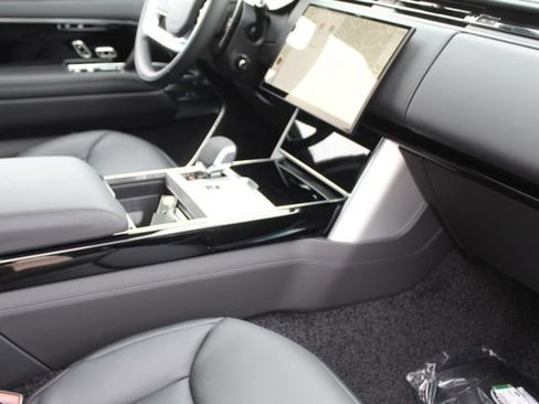 New 2025 Land Rover Range Rover Autobiography image 25