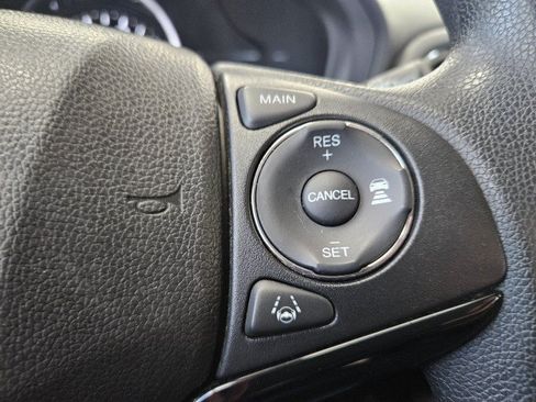 Used 2019 Honda HR-V EX image 26