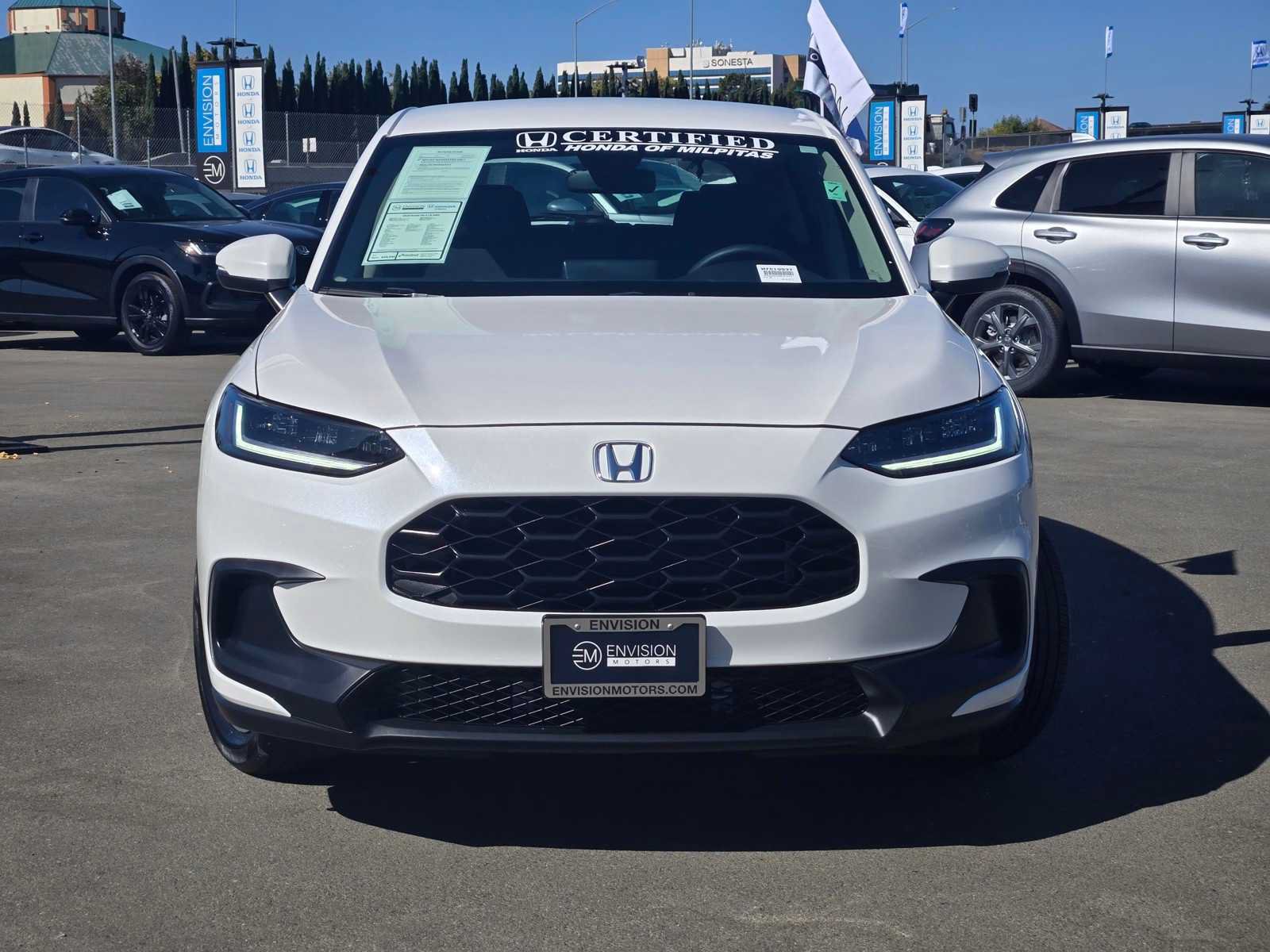 Used 2025 Honda HR-V LX image 2