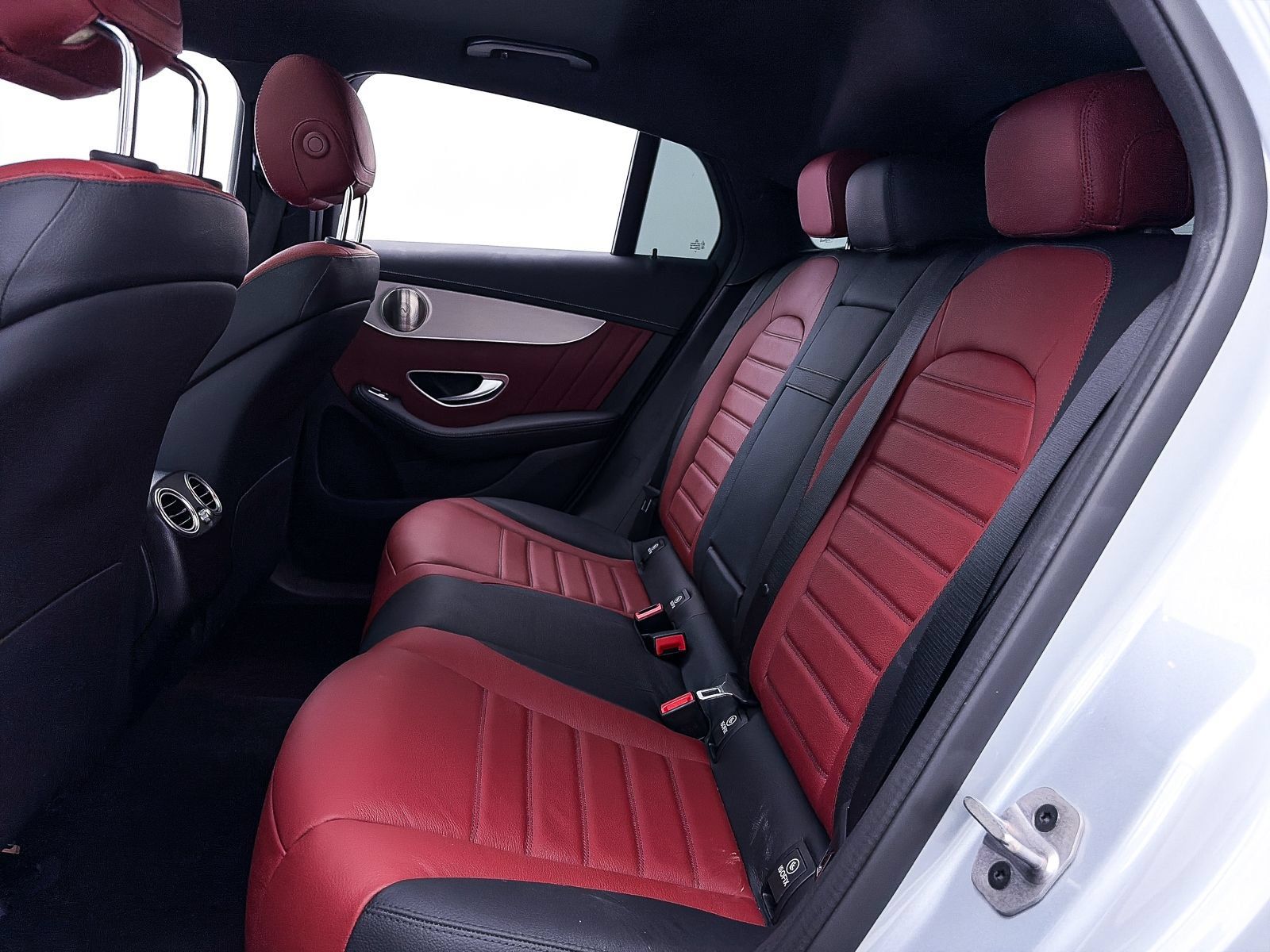 Used 2023 Mercedes-Benz GLC 43 AMG 4MATIC Coupe image 41