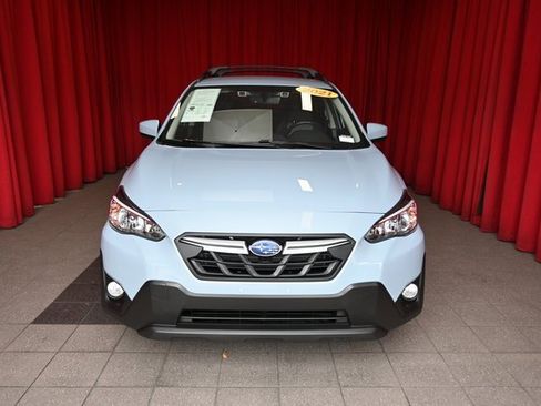 Used 2021 Subaru Crosstrek 2.0i Premium image 9