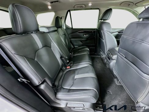 Used 2023 Honda Pilot Touring image 27