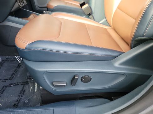 Used 2024 Ford Maverick Lariat FWD image 13
