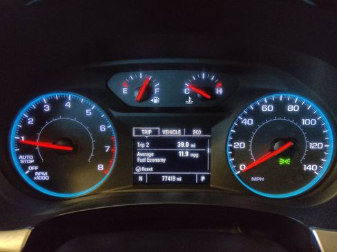 Used 2021 Chevrolet Traverse LS FWD image 23