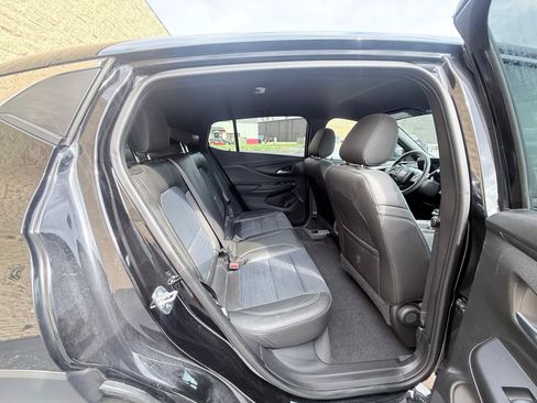 Used 2025 Buick Envista Preferred FWD image 12