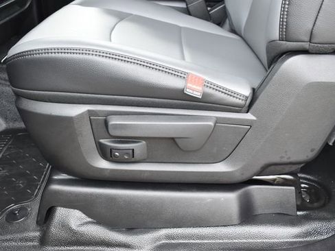 New 2025 RAM 5500 Tradesman image 10