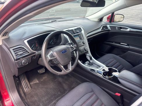 Used 2016 Ford Fusion SE w/ Equipment Group 201A AWD/4WD image 11
