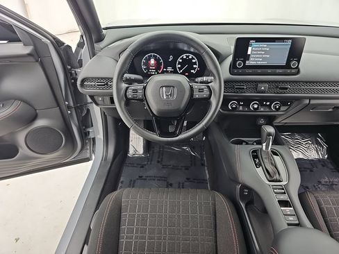 Used 2024 Honda HR-V Sport image 23