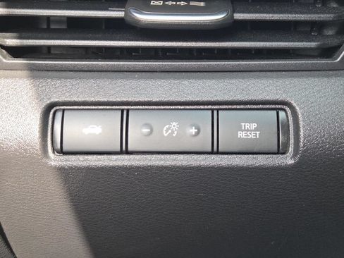 Used 2023 Nissan Altima 2.5 SV FWD image 29