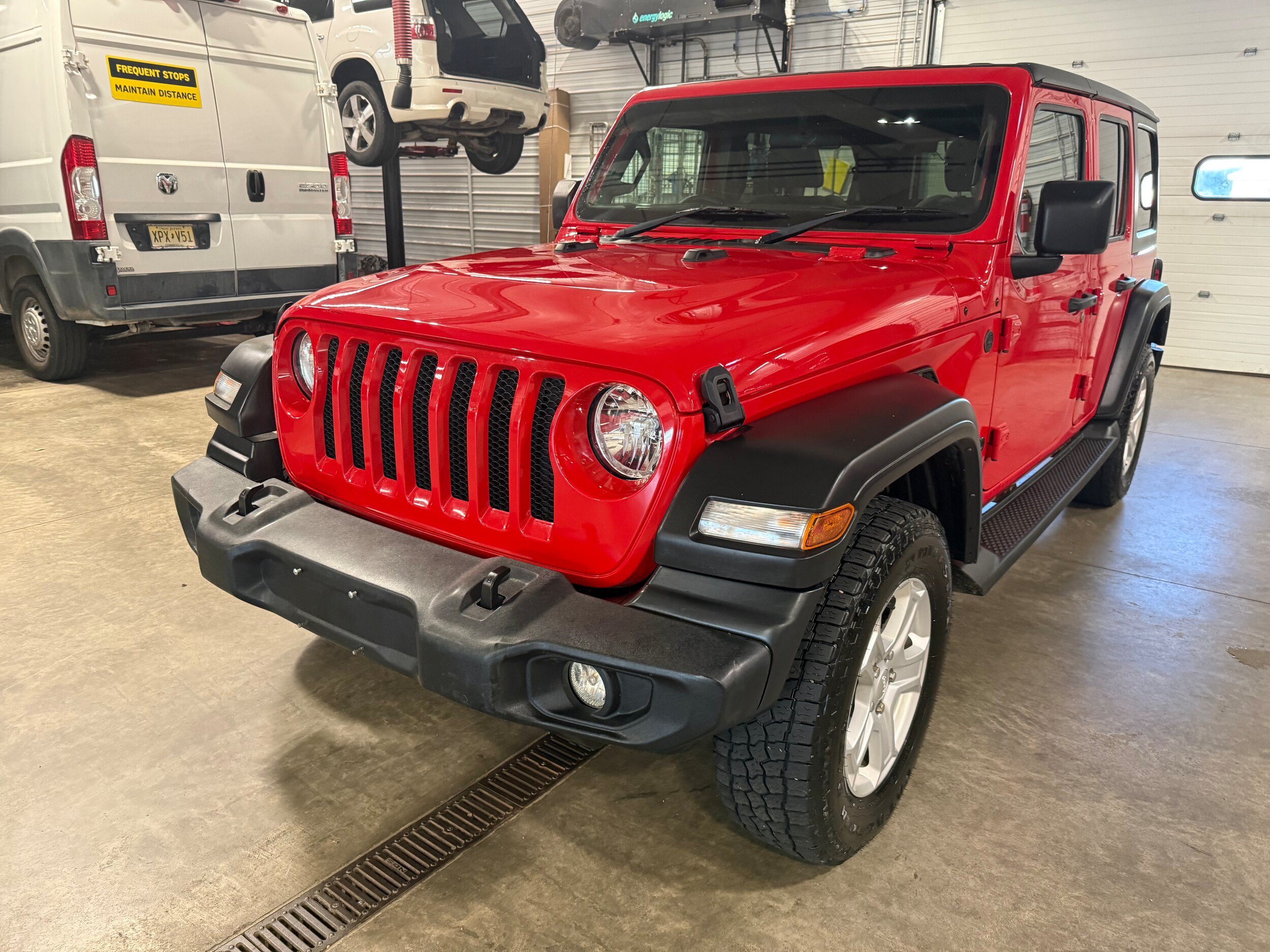 Used 2022 Jeep Wrangler Unlimited Sport w/ Cold Weather Group AWD/4WD image 42