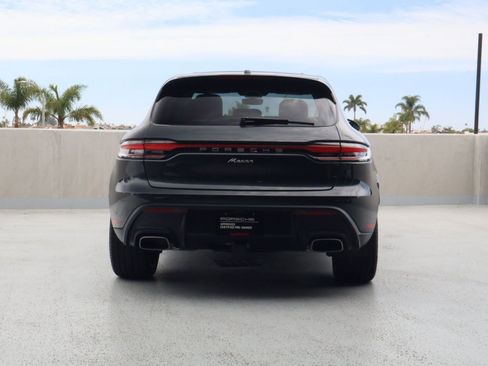 Certified 2026 Porsche Macan AWD/4WD image 10