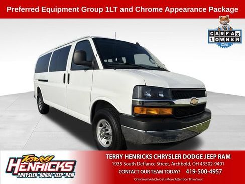 Used 2025 Chevrolet Express 3500 LT w/ LT Preferred Equipment Group RWD image 1