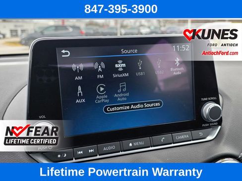 Used 2024 Nissan Sentra SV FWD image 44