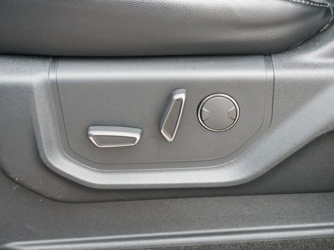 Used 2019 Ford F150 Raptor w/ Equipment Group 802A Luxury image 16