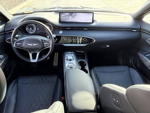 Used 2024 Genesis GV70 3.5T Sport w/ Sport Advanced Package image 11
