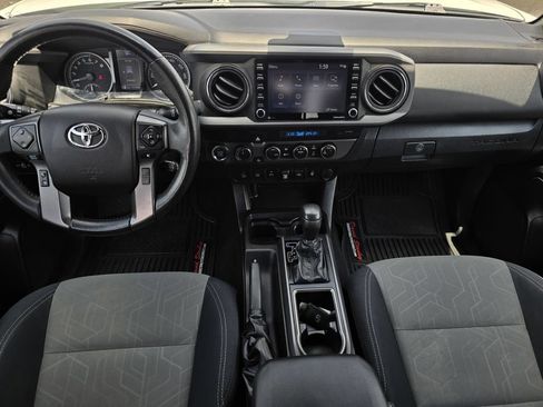 Used 2021 Toyota Tacoma TRD Off-Road w/ Technology Package AWD/4WD image 34