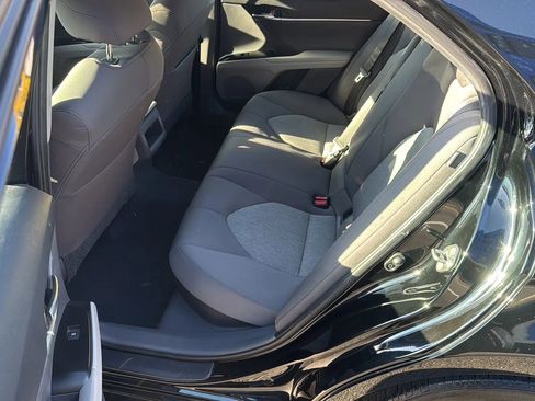 Used 2020 Toyota Camry LE image 14