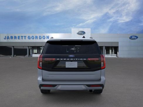 New 2026 Ford Expedition Platinum w/ Driver's Package AWD/4WD image 5