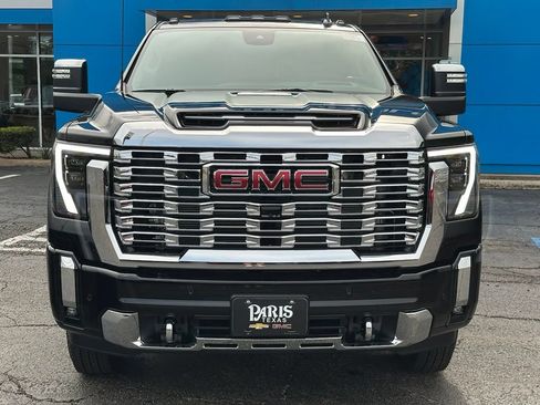New 2026 GMC Sierra 3500 Denali w/ Denali Reserve Package AWD/4WD image 2