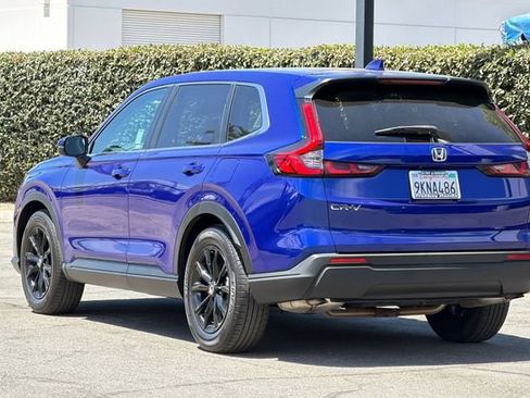 Certified 2024 Honda CR-V EX image 6