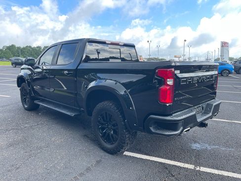 Used 2020 Chevrolet Silverado 1500 LT Trail Boss AWD/4WD image 15