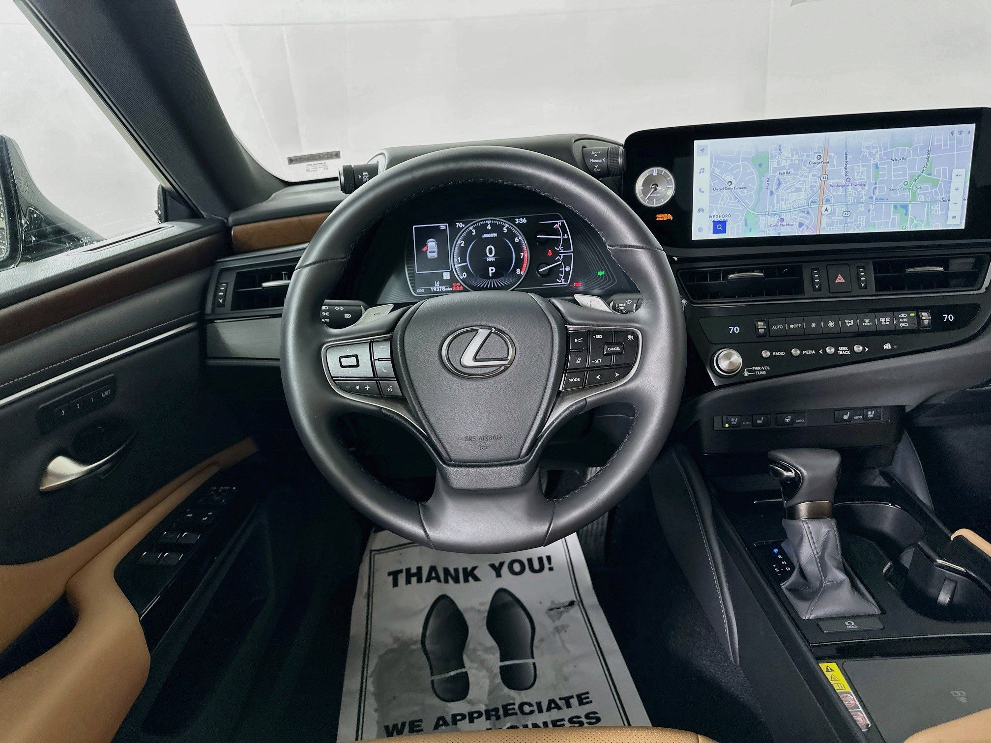 Used 2024 Lexus ES 350 w/ Premium Package FWD image 29