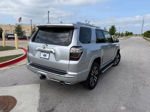 Used 2023 Toyota 4Runner Limited AWD/4WD image 5