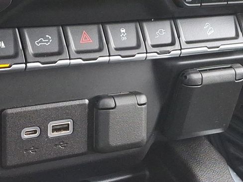 Used 2022 Chevrolet Silverado 3500 LTZ w/ LTZ Plus Package image 26