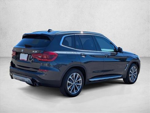 Used 2018 BMW X3 xDrive30i w/ Premium Package image 5