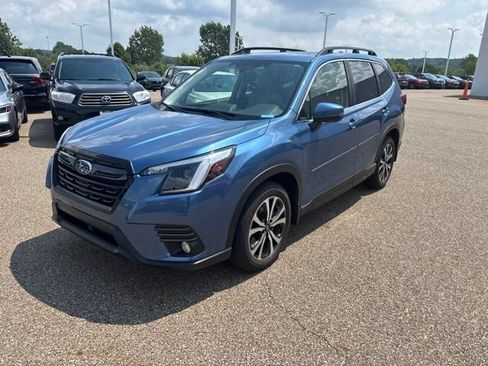 Used 2023 Subaru Forester Limited w/ Popular Package #2 AWD/4WD image 1