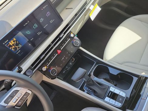 New 2026 Hyundai Tucson SEL FWD image 28