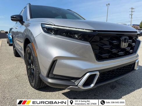 Used 2023 Honda CR-V Sport Touring image 26