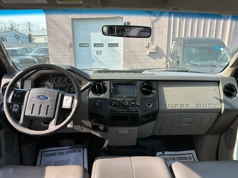 Used 2009 Ford F250 XL AWD/4WD image 14