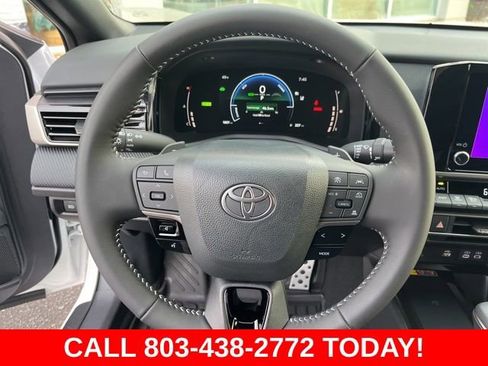 Used 2026 Toyota Camry SE w/ Convenience Package image 18