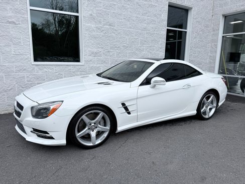 Used 2015 Mercedes-Benz SL 550 image 1