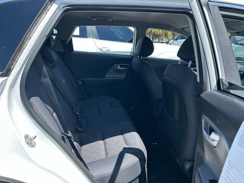 Used 2019 Kia Niro LX FWD image 40