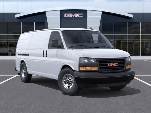 New 2025 GMC Savana 2500 w/ Driver Convenience Package image 31