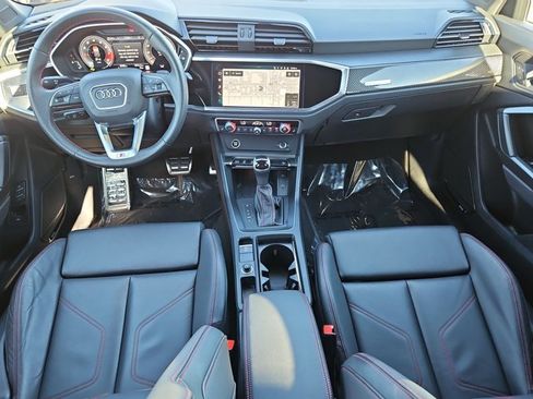 Certified 2025 Audi Q3 2.0T Premium Plus w/ Premium Plus Package image 18