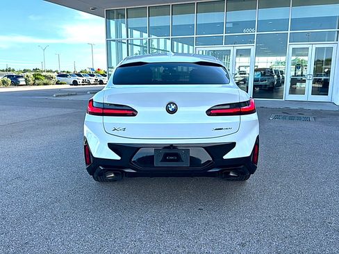 Used 2024 BMW X4 xDrive30i w/ M Sport Package AWD/4WD image 6