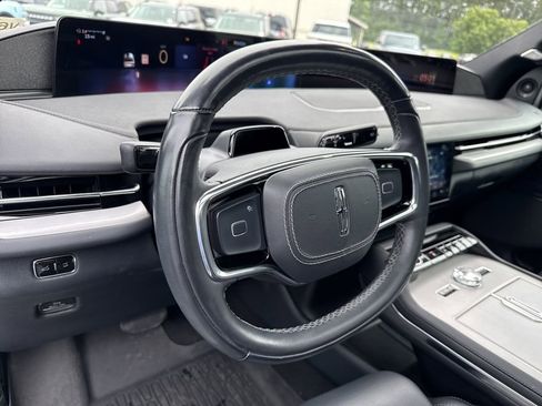 Used 2025 Lincoln Navigator Reserve w/ Jet Appearance Package AWD/4WD image 25
