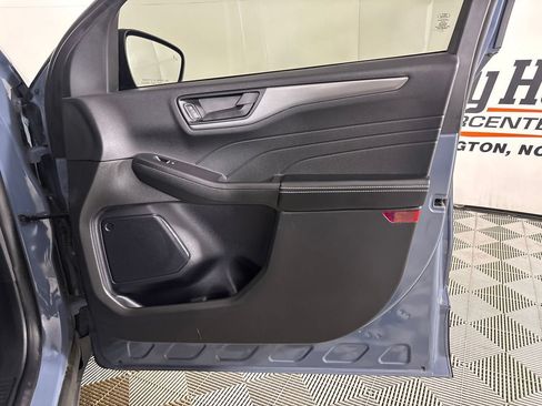 Used 2024 Ford Escape Active FWD image 28