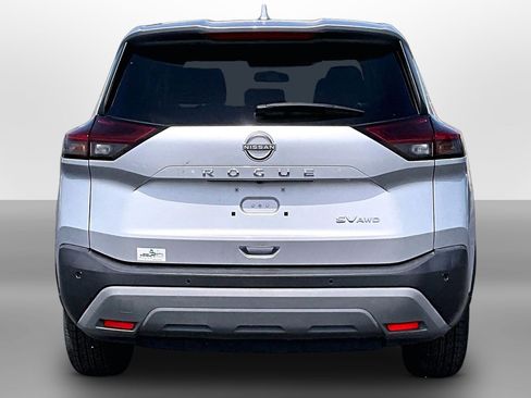 Used 2022 Nissan Rogue SV AWD/4WD image 4