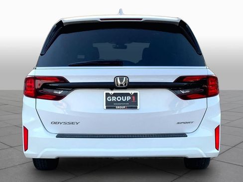 Used 2025 Honda Odyssey Sport-L image 5
