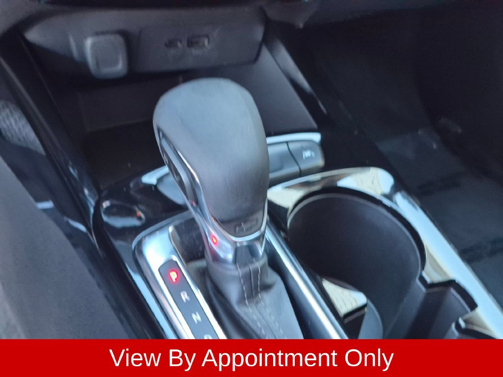 Used 2025 Chevrolet Trax LT w/ LT Convenience Package FWD image 20