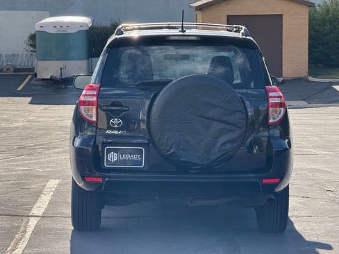 Used 2012 Toyota RAV4 FWD w/ Value Pkg image 6