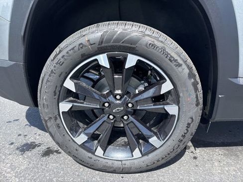 New 2026 Chevrolet Equinox RS AWD/4WD image 9